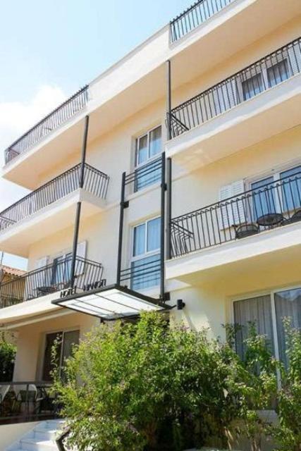 Hanioti Hotel Exterior photo